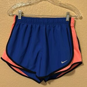 Women's Nike Tempo Shorts
